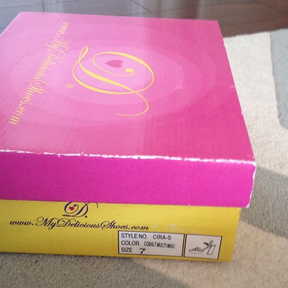 Brand new Colored platforms - Picture 3 of 4