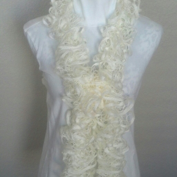 Ruffle Scarf