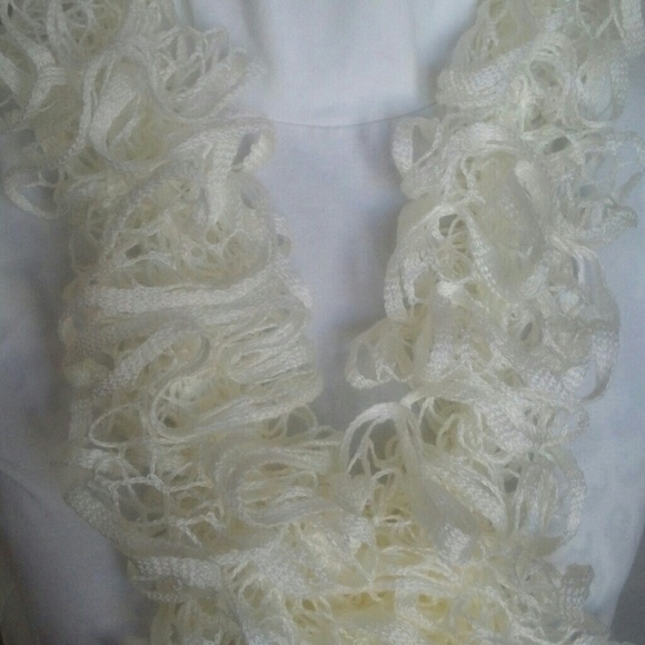 Ruffle Scarf - Picture 2 of 2