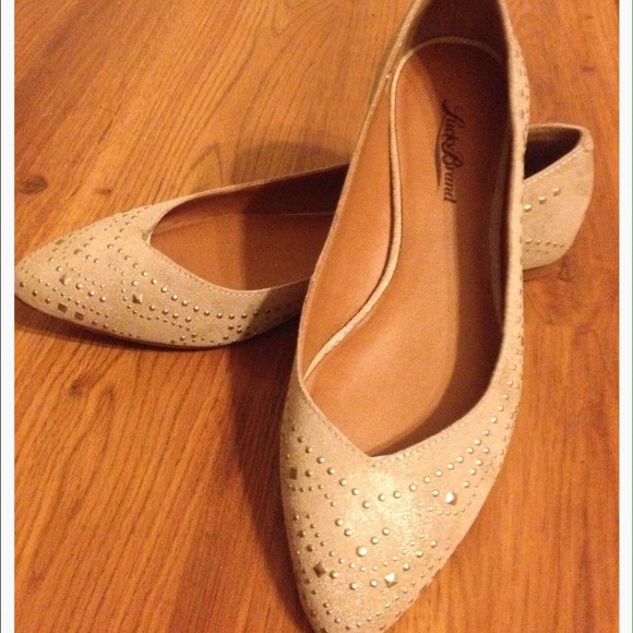 🌟🌟BNIB Lucky Brand suede flats🌟🌟