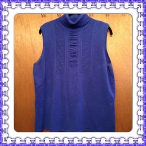 Sleveless Turtleneck Shell