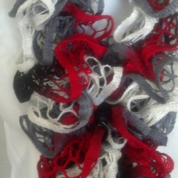Collegiate Ruffle Scarf - Picture 2 of 2