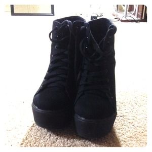 StyleNanda  Black Rough Heels