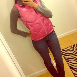 The North Face Jackets & Coats - North Face vest! 🎀 The North Face Jackets & Coats - North Face vest! 🎀