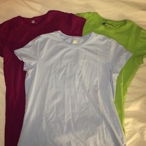 GAP stretch tshirts