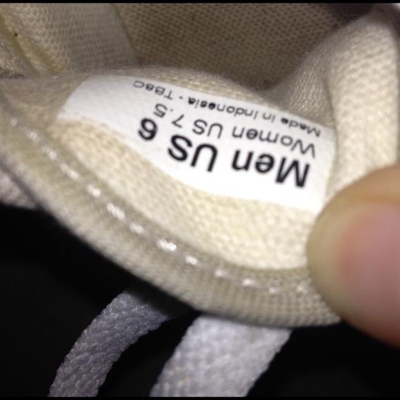 Grey vans - Picture 3 of 3