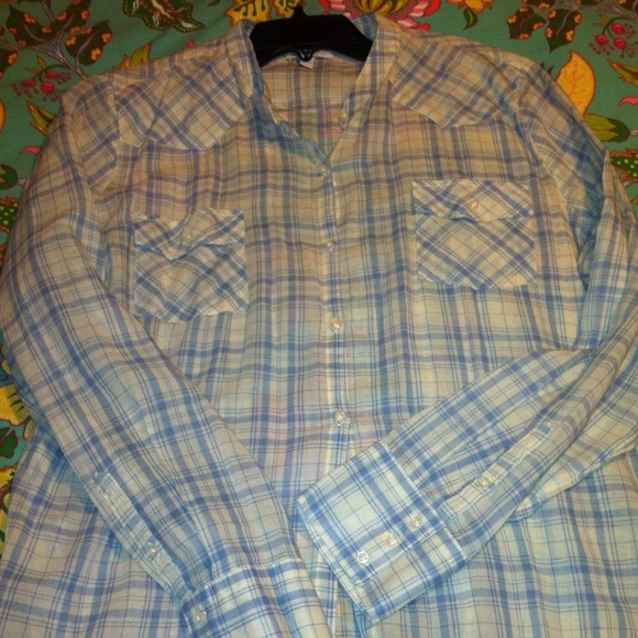 Gap shirt