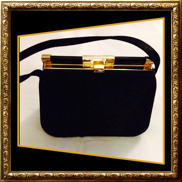 🛒 Clearance 2/$13 🛍️ 🎉HOST PICK 5/23🎉 Night Out Handbag - Picture 2 of 3