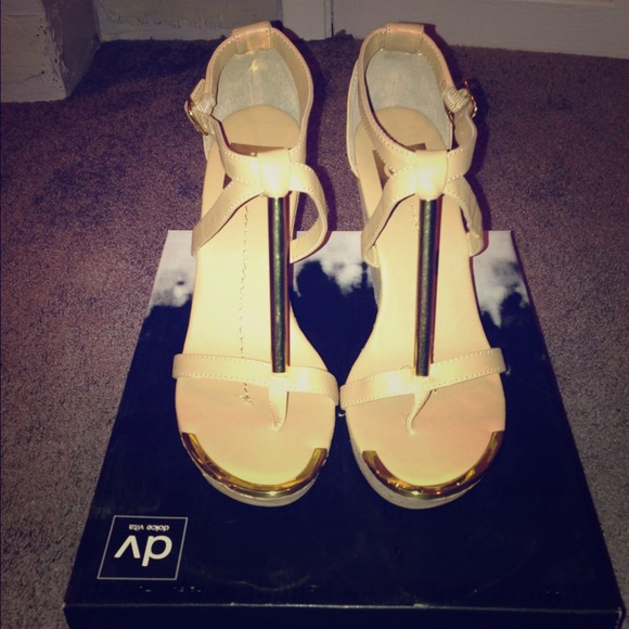 Wedge sandals