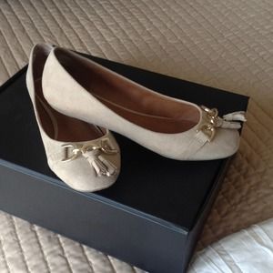 Banana republic flats