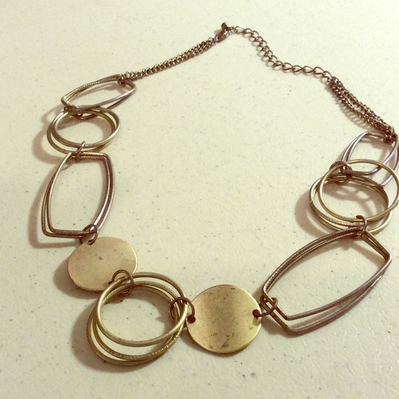Geometric gold necklace