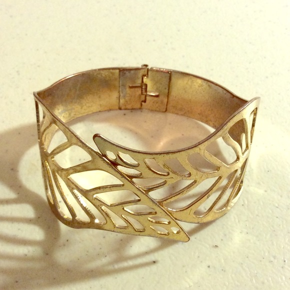 Gold leaf bracelet