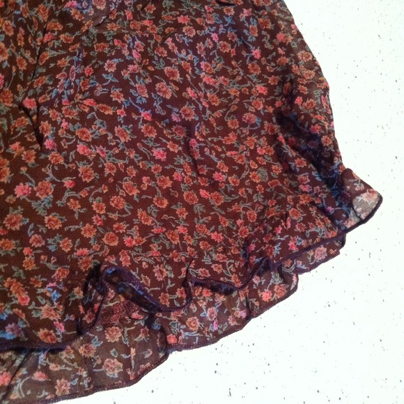 🚫SOLD on Threadflip🚫 Brandy Melville vodis - Picture 3 of 3