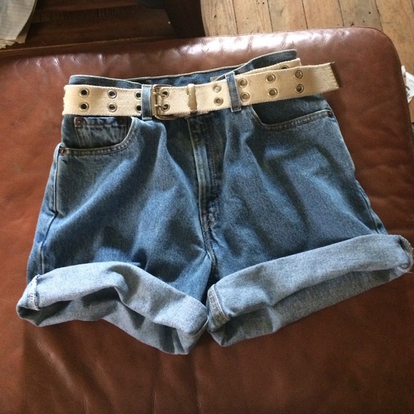 Vintage high waisted Levi shorts