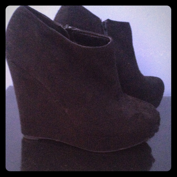 Adorable black wedge booties