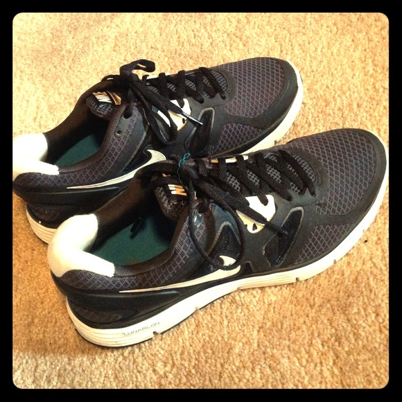 ⭐️SOLD⭐️Nike Lunarglide 3