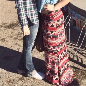 Tribal Maxi Skirt! super cute and comfortable!