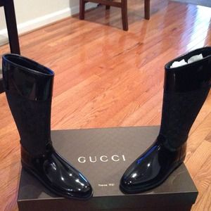 Black Gucci rain boots