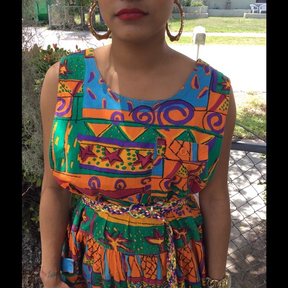 Vintage Festival Bright Dress - Picture 2 of 2