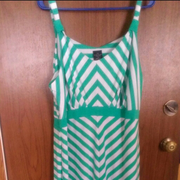 NWT mint & white halter style dress
