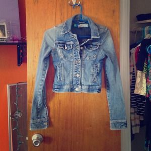 Cropped jean jacket