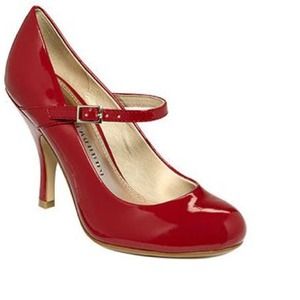 6 1/2 Red Chinese laundry Mary Janes
