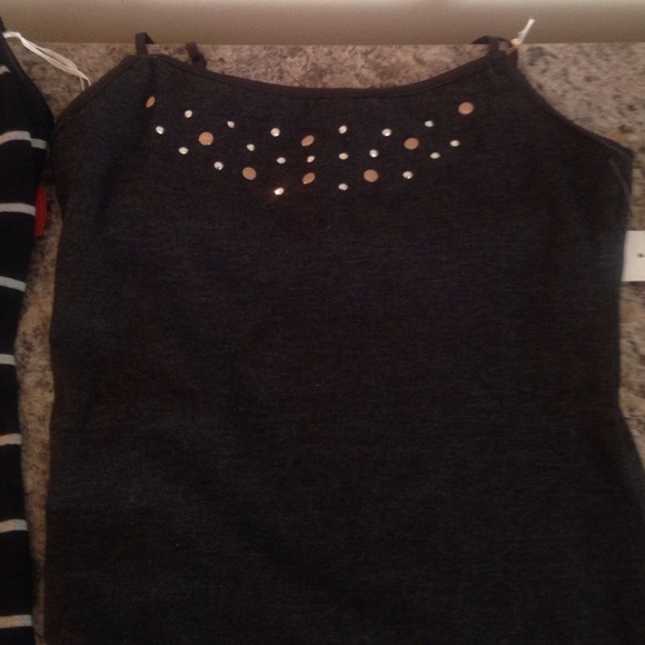 Jazzy tank top bundle - Picture 3 of 3