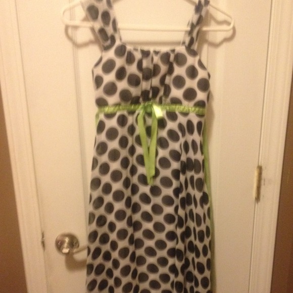 💢RESERVED Such a cute girls dress sz 12