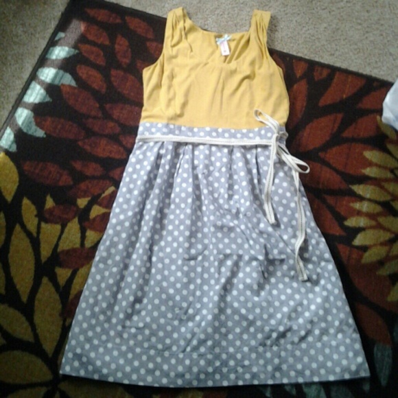 Downeast dress size small
