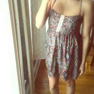 ✨HP✨ EUC Billabong Tribal Strappy X-Back Dress M 6 ✨HP✨ EUC Billabong Tribal Strappy X-Back Dress M 6