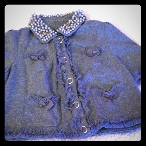 Short sleeved jacket. Short