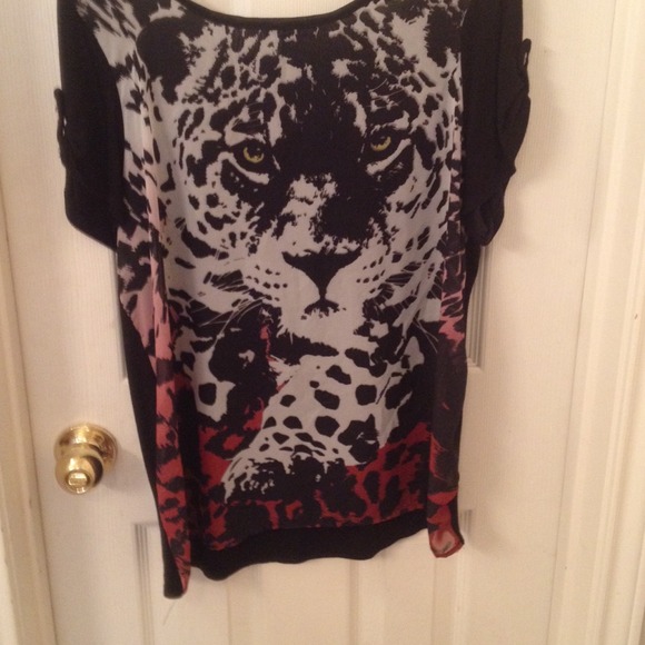 Leopard Top