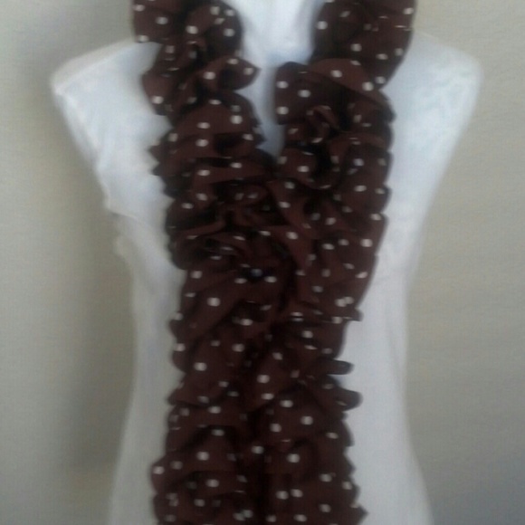 Ruffle Ribbon Scarf