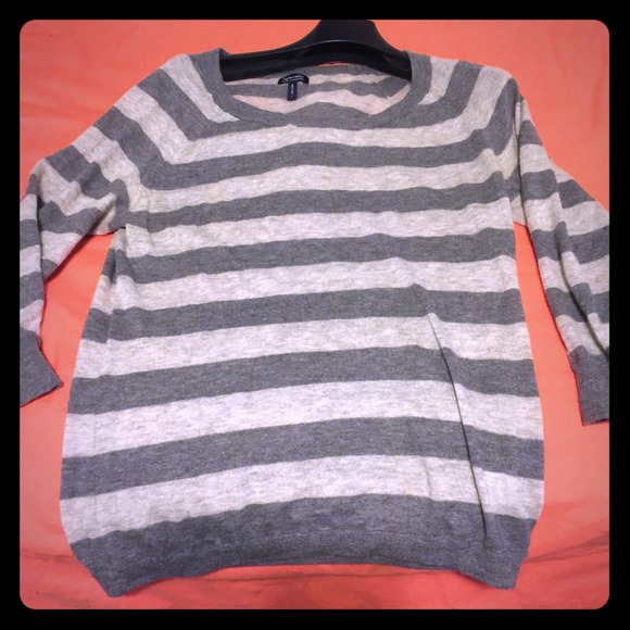 Splendid 100% cashmere stripe sweater