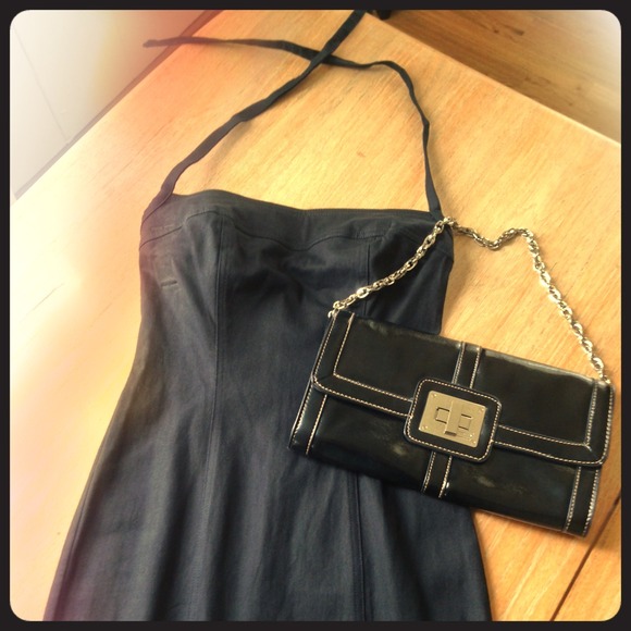 Guess Dresses & Skirts - Super Sexy Fitted LBD