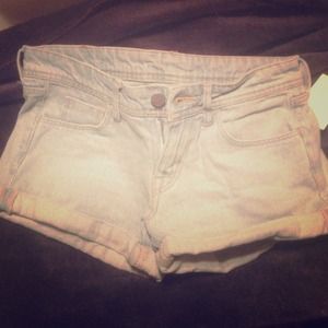 Light washed shorts