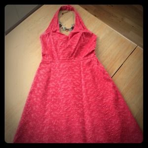 ❤️HOST PICK 5/25❤️Beautiful Halter Dress