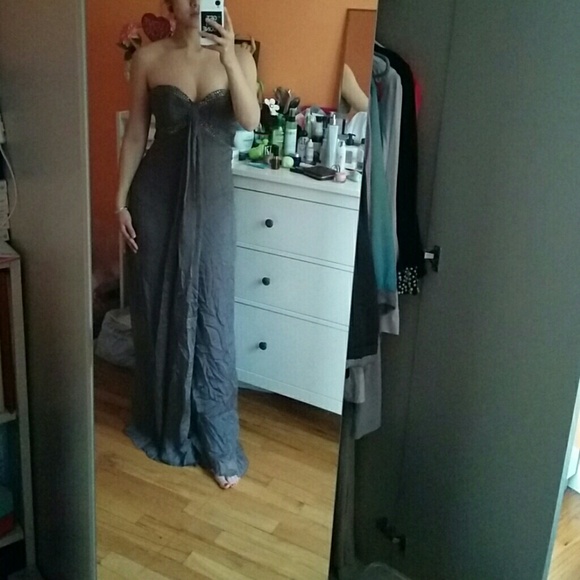 A.B.S gown - Picture 3 of 10