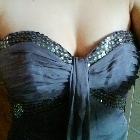 A.B.S gown - Picture 4 of 10