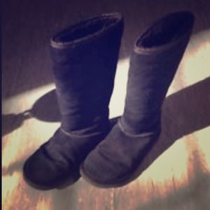 SOLD  Ugg Boots, tall black and quilted