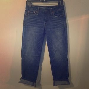 AE Boyfriend Capris!