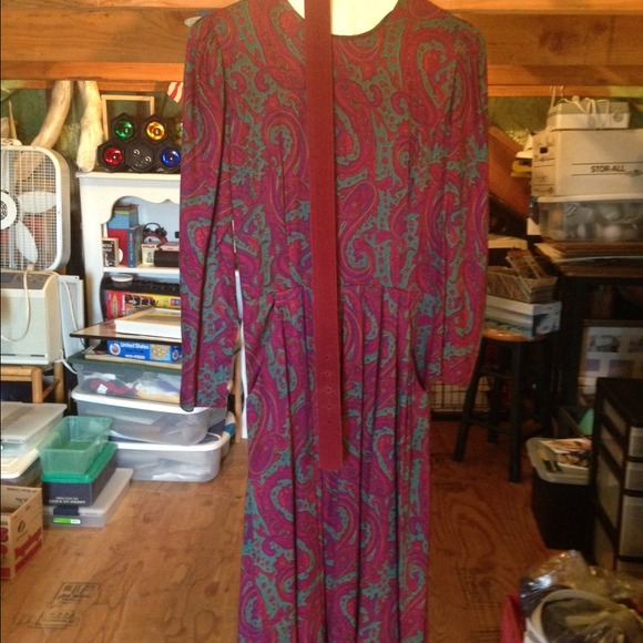 SOLD: Paisley dress with pretty belt.