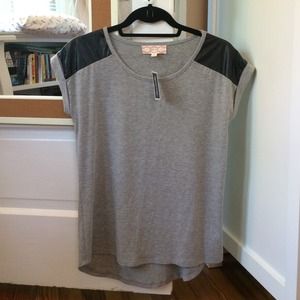 Grey t-shirt
