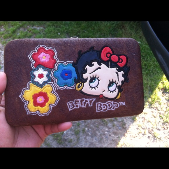 ❤️❤️❤️Betty Boop Wallet (BROWN)❤️❤️❤️
