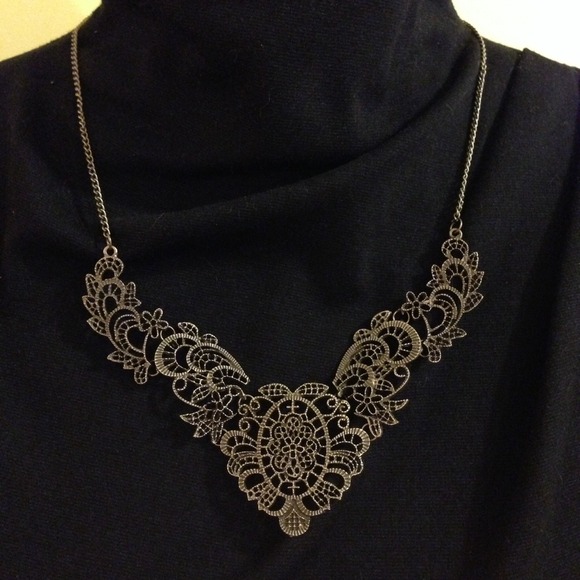 Metallic Lace Statement Necklace