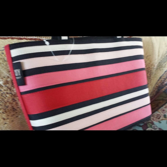 City DKNY striped handbag - Picture 2 of 4