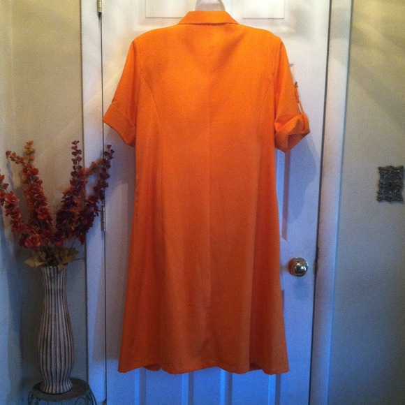 🔴REDUCED🔴orange button up front pleat coat dress - Picture 4 of 4