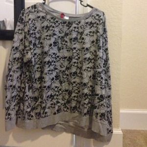 Skull sweater