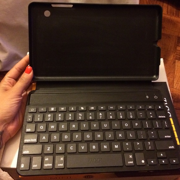 Zagg keys mini iPad keyboard case