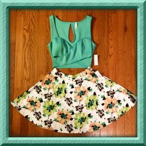 Garden skater skirt